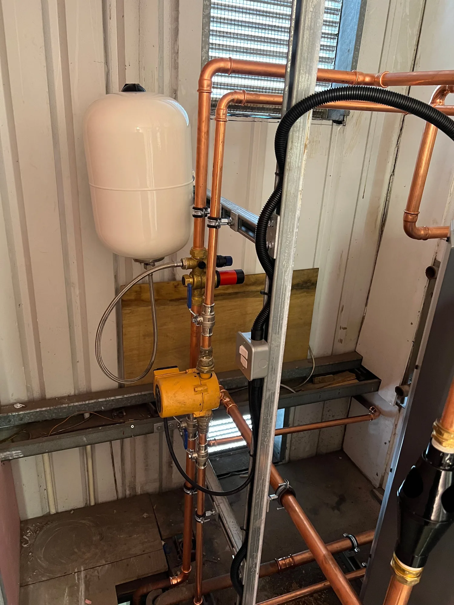 New mains water kit, expansion vessel and pipework
